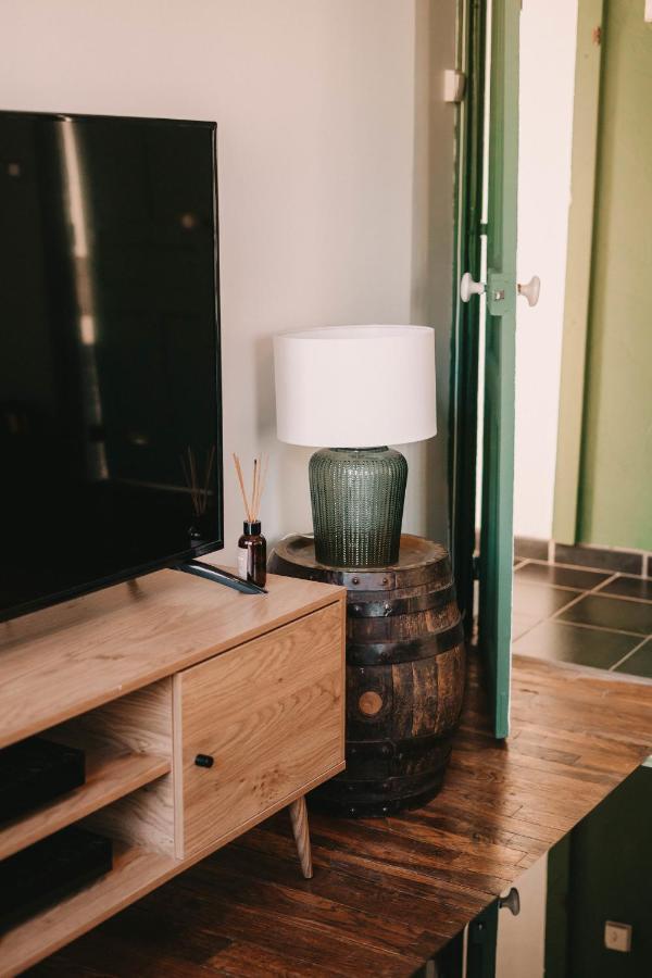 Bel Appartement Avec Cachet Pour 6 Besançon Buitenkant foto